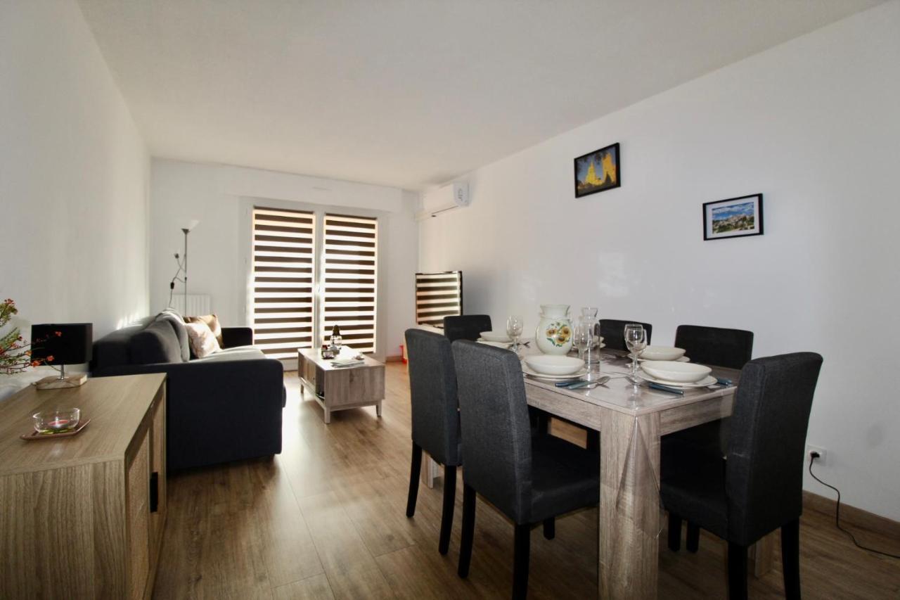 アヴィニョンLogement Renove Avec Mobilier 2023アパートメント エクステリア 写真