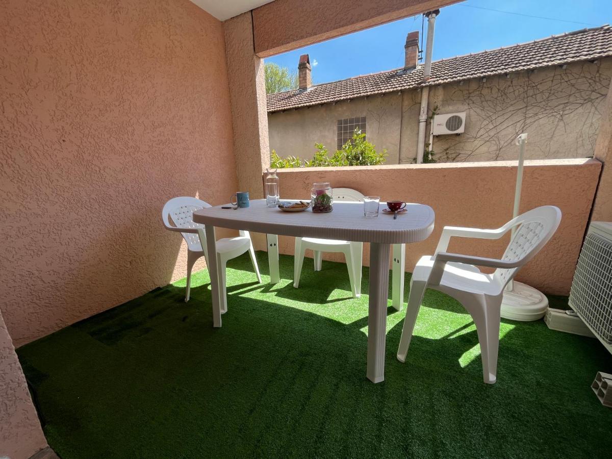 アヴィニョンLogement Renove Avec Mobilier 2023アパートメント エクステリア 写真